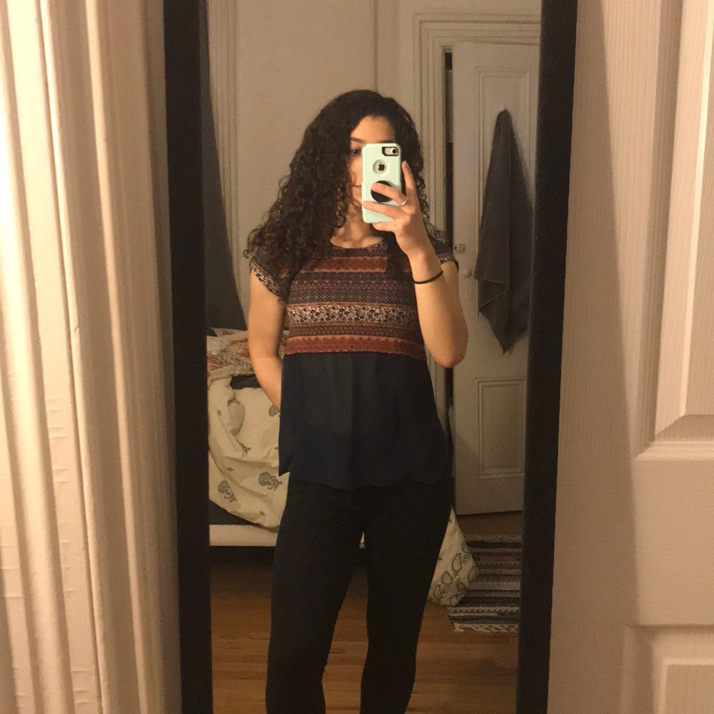 ✨Target Blouse✨ - Picture 4 of 4